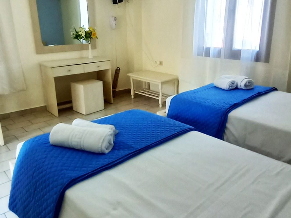 Byron Hotel Argostoli Rooms (11)
